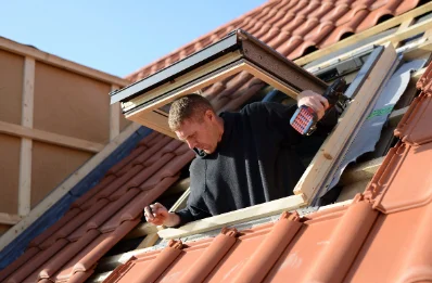 Pose de fenêtres de toit Velux à Cussay